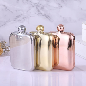 Elegante botella de bolsillo de acero inoxidable en plata, oro y oro rosa, perfecta para regalar y para eventos de lujo, fiestas y festivales. - Product Image 1
