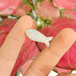 Colgante de Pez de Aguamarina Natural Tallado a Mano, Amuleto de Piedra Preciosa con Forma de Animal, Joyería Inspirada en el Océano, Regalo para Mujeres, Fabricación de Joyas - Product Image 3