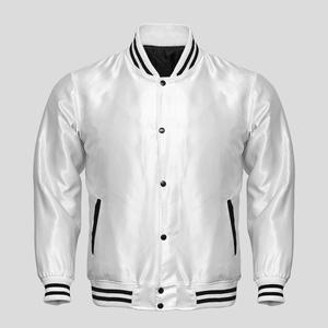 Chaquetas de invierno Letterman vintage de alta calidad al por mayor, personalizadas con bordado de chenilla, estilo universitario, talla XS, tela satinada - Product Image 4