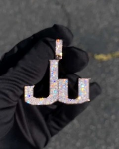 Pendentif Moissanite Personnalisé en Argent 925, Testeur de Diamant Inclus, Bijoux Hip Hop de Luxe, Lettre Alphabet Personnalisée - Product Image 1