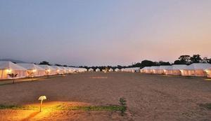 Carpa Inflable Personalizada al por Mayor para 6-8 Personas, con Tela de Lona, Uso en las Cuatro Estaciones, Dos Dormitorios, Gran Espacio, Carpa de Camping - Product Image 5