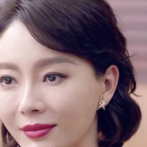 ต่างหูมุกแฟชั่นใหม่ รูปดาวครึ่งดวง ดีไซน์แบบเดียวกัน - Product Image 3