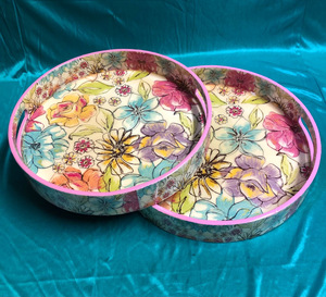 Designer indien Floral rond imprimé émail plateau de service vaisselle fête de mariage désert plateau de service plateaux en bois de luxe - Product Image 2