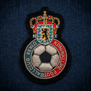 Custom Embroidered Circular <b>Sew</b>-On Fabric Badge With Football Club Crest Design For Garment Application - Product Image 2