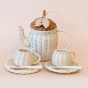 Juego de té infantil de madera, juguetes de mimbre natural con tetera y taza en forma de bellota - Product Image 1
