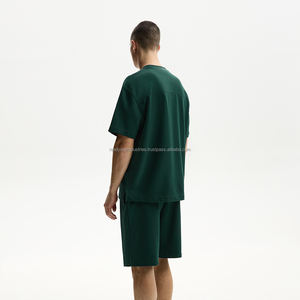 Proveedor de camisetas Boxy Fit de alta calidad, camiseta recortada de ropa de calle, camiseta de gran tamaño con logotipo personalizado con estampado de hojaldre personalizado para hombres - Product Image 2