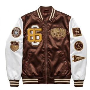 Chaqueta bomber de satén de seda brillante personalizada a precio económico para hombre, diseño de béisbol con cierre frontal a presión, dobladillo y puños acanalados. - Product Image 1