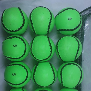 Pelotas de Hurling Estándar de Competición Diseñadas para Precisión, Equilibrio y Rendimiento de Vuelo Consistente - Product Image 5