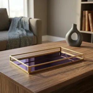 Plateau de rangement multifonctionnel en laiton et verre, design artisanal, luxe moderne, forme rectangulaire, organiseur de bureau, présentoir à bijoux et cosmétiques - Product Image 4