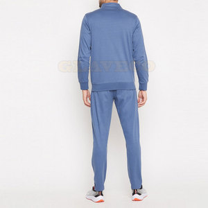 Concevez votre propre ensemble de survêtements sans capuche de qualité supérieure pour la vente en ligne - Product Image 2