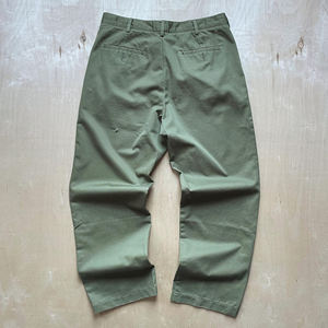 Pantalones chinos de alta calidad, 100% algodón, semi-formales, de pierna recta, transpirables, con cierre de cremallera frontal, estilo casual elegante para hombre. - Product Image 5