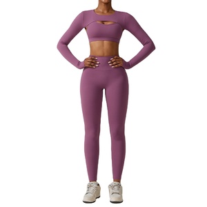 Vêtements de yoga et de fitness en gros, ensembles de sport pour femmes en 3 pièces, sans couture, impression de logo, soutien pour l'entraînement, jogging, ensemble de yoga - Product Image 1