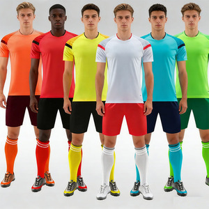 Maillot de football personnalisé par sublimation pour homme, manches courtes, col rond, anti-humidité, respirant, séchage rapide, coupe athlétique, kit d'équipe adulte - Product Image 1