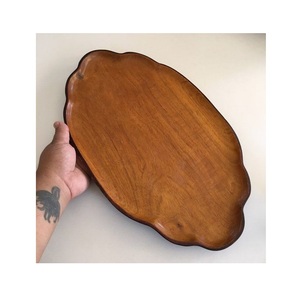 Plateau en bois pour présentation de repas, conçu pour favoriser un service bien organisé et une hospitalité domestique raffinée - Product Image 4