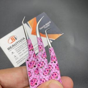 Pinzas de extensión de pestañas de acero sostenible impresas en papel personalizadas Pinzas de pestañas de etiqueta privada de Punta puntiaguda profesional - Product Image 4