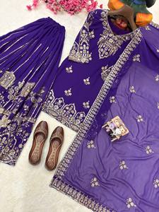 ENHANCE THE BEAUTY OF YOUR WARDROBE WITH THIS NEWLY LAUNCHED <b>KURTI</b> & FLARED PLAZZO SET - Product Image 6
