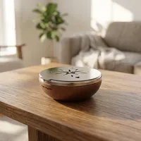 Brûleur à Bakhoor en bois avec couvercle plat en métal argenté et découpe étoiles célestes – Design élégant pour parfumer la maison