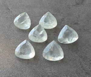 Piedra Preciosa Natural de Prehnita en Forma de Corazón, Facetada, Calibrada, para Joyería, Piedra de Cristal Curativa - Product Image 6
