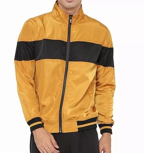 Veste coupe-vent réfléchissante en polyester pour homme, style vintage rétro, imperméable, respirante et disponible en différentes couleurs et designs. - Product Image 6