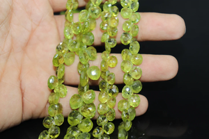 Peridoto verde natural de calidad AAA, facetado en forma de corazón, 5x7mm, hilo de cuentas de 8 pulgadas para la fabricación de joyería a precio de mayorista. - Product Image 2