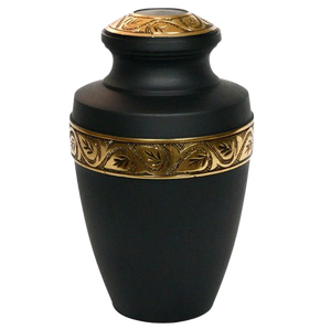 Urne funéraire en laiton poli gravé noir pour cendres humaines adultes, style américain/européen - Product Image 1
