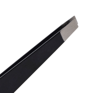 Kit de 5 pinces à épiler de précision en acier inoxydable à pointe inclinée pour les poils du visage, les points noirs et les éclats cutanés, avec étui en PU - Product Image 2