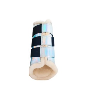 Bottes pour chevaux de qualité supérieure, conçues avec des matériaux durables pour un soutien confortable des jambes et une performance optimale lors des compétitions et de l'entraînement. - Product Image 3