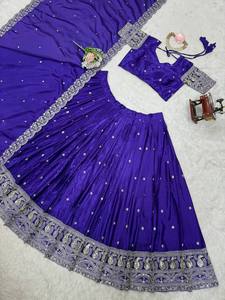 Lehenga Choli de Seda Vichitra Morada con Bordado de Lentejuelas y Hilos, Traje Tradicional para Bodas y Fiestas para Mujeres - Product Image 6