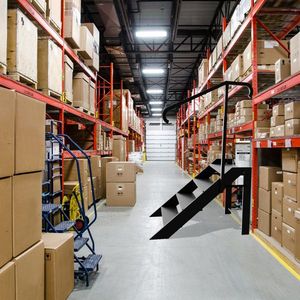 Foldable 4-Step RV Interior Accessory Hot Tub Height Adjustable Step Ladder with Non-Slip Handrail and Feet Hot Tub Steps - Product Image 5