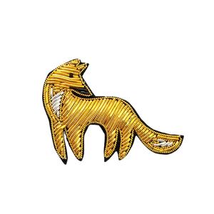 Broches en fil de lingot broches et patchs de haute qualité broderie faite à la main fournisseur personnalisé - Product Image 1