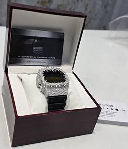 Boîtier de montre numérique en acier inoxydable Thorn Buss DW5600 avec lunette en diamant Moissanite VVS, certifié GRA, testeur de diamant inclus, édition limitée, design tendance - Product Image 4