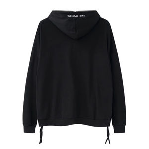 เสื้อฮู้ดผู้ชายสีเบจ ทรงปกติ ผ้าฝ้ายฟลีซ 100% มีกระเป๋าหน้า สไตล์วินเทอร์ แนวอาร์แวน์ทการ์ด คูลเจอร์ ใส่สบาย - Product Image 2