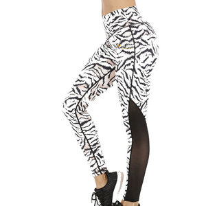 Conjunto Deportivo HUSKY para Mujer, Top Deportivo Acanalado y Leggings Azules, Ropa Deportiva sin Costuras, Transpirable, Espalda Cruzada, Cuello Redondo, Soporte Medio - Product Image 1
