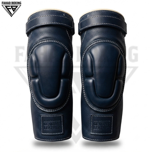 Nouveaux protège-genoux en cuir bleu marine robustes avec logo personnalisé, durables, ergonomiques et rembourrés pour la boxe et l'entraînement physique - Product Image 1