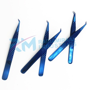 Pinzas Profesionales para Extensión de Pestañas RMI con Logotipo Personalizado, Agarre de Diamante, Acero Inoxidable Japonés, Plasma Azul, Punta en Ángulo de 45 Grados - Product Image 6