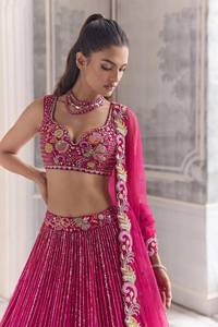 Ensemble Lehenga Choli en soie rose avec broderie Zari lourde, longueur au sol, réversible, tenue de mariage traditionnelle indienne et pakistanaise pour femmes - Product Image 3