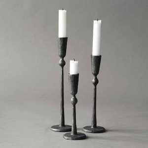 Candelabro de hierro forjado a mano con encanto rústico, ideal para decoración del hogar, mesas, bodas, eventos, regalos y exhibiciones festivas. - Product Image 3
