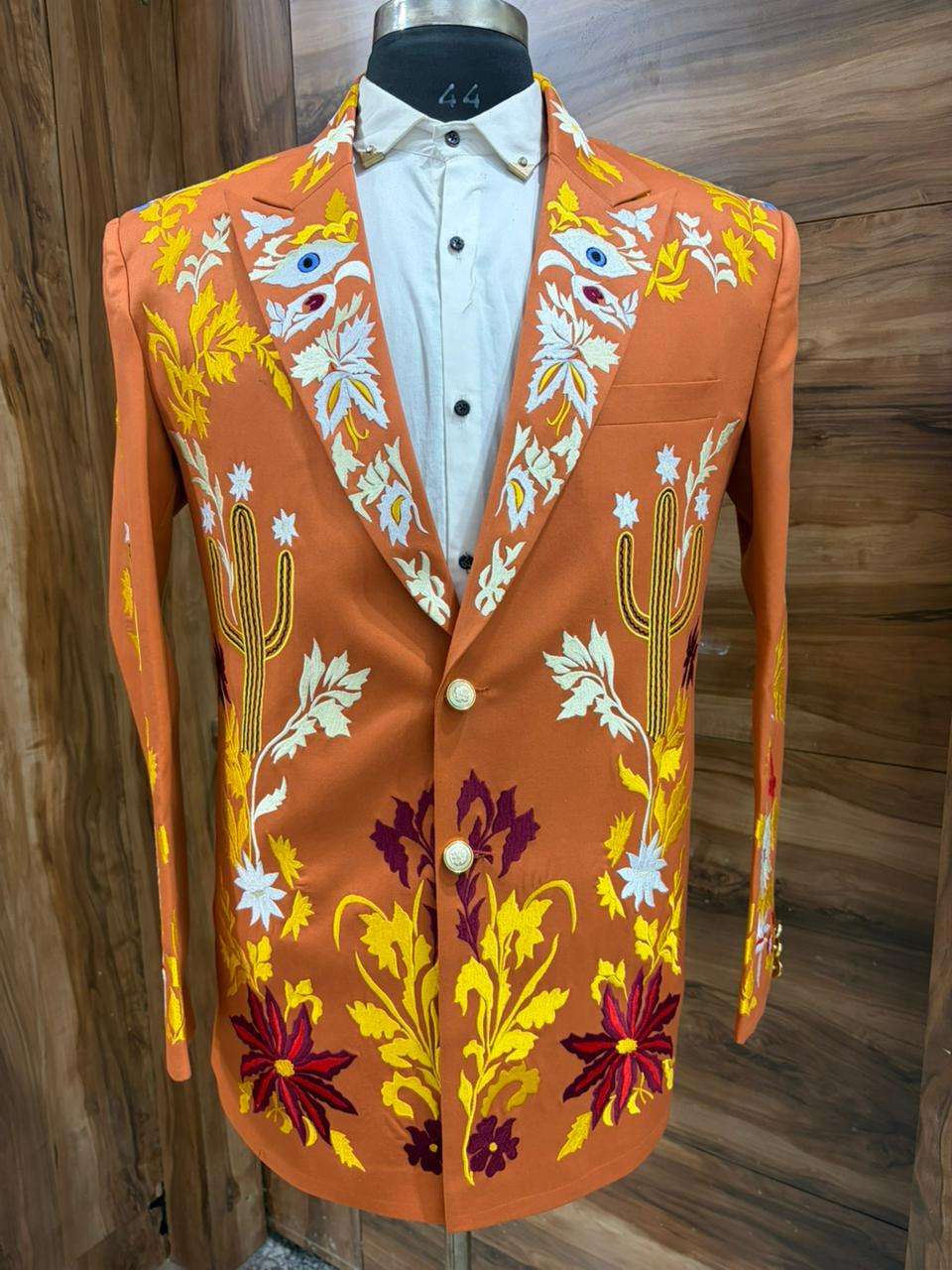 สีส้มสนิม