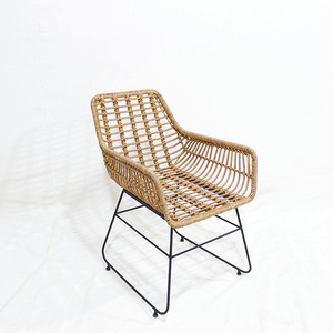 Fauteuil d'extérieur en osier au design moderne pour café - Chaise de bistrot résistante aux intempéries - Product Image 5