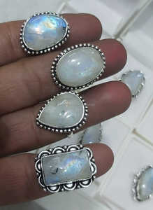 แหวนพลอยพลอยแวววาวแวววาวแวววาวสีน้ำเงินเกรดสูงแหวนเงินสไตล์เยอรมันสำหรับผู้ชายผู้หญิงจำนวนมากขายส่ง - Product Image 4