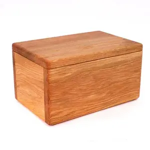 Elegante urna de cremación de madera natural, caja para cenizas con decoración floral de latón, recuerdo conmemorativo funerario. - Product Image 5