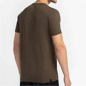 เสื้อยืดผู้ชายคุณภาพพรีเมียม ผ้าฝ้าย 100% ซักแล้ว ใส่สบายสำหรับฤดูร้อน สีดำ สไตล์ทางการ สีพื้น ทรงปกติ เป็นมิตรกับสิ่งแวดล้อม ระบายอากาศได้ดี - Product Image 6