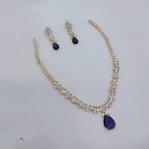 Ensemble collier et boucles d'oreilles pour femme JeweleMarket, plaqué or, avec cristaux et strass, style ethnique, pour mariage, fiançailles, anniversaire, fête, cadeau - Product Image 1