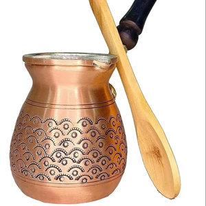 Cafetera Alba Rosas 2021 Grande de Cobre, Diseño Moderno, Capacidad para 5 Personas, 2 mm de Grosor, 10.2 Onzas de Peso, Apta para Estufa - Product Image 1
