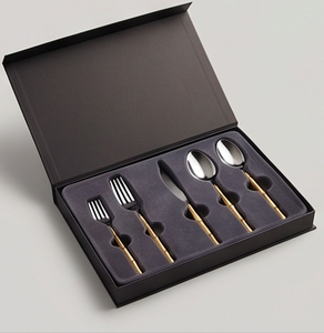 Ensemble de couverts modernes en acier inoxydable avec manches en bambou doré, compatibles lave-vaisselle, pour les dîners de mariage - Product Image 6