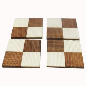 Sous-verre carré en bois et os, motif rayé, couleur marron/crème - Product Image 3