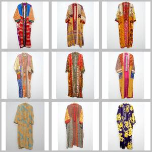 ชุดกิโมโนผ้าไหมญี่ปุ่นทำมือแบบวินเทจสำหรับผู้หญิง ตกแต่งด้วยผ้าปะติดปะต่อ ยาว ใส่สบาย เหมาะสำหรับฤดูร้อน ให้ความรู้สึกหรูหรา นุ่มนวล และระบายอากาศได้ดี - Product Image 1