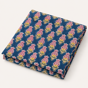 Tissu en coton imprimé à la main à motifs floraux rose marine pour robe, costume, dupatta, vêtements de maison, vêtements de fête, vêtements décontractés, vêtements de soirée - Product Image 1