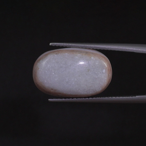 Opale naturelle blanche en vrac, 10,17 carats, taille coussin 19x12mm, certifiée IGI, taillée et polie à la main, avec traitement de cirage/lustrage léger - Product Image 3