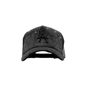 Casquette de baseball urbaine avec des coutures de qualité et une coupe flexible qui ajoute une touche audacieuse à votre style de rue quotidien. - Product Image 2